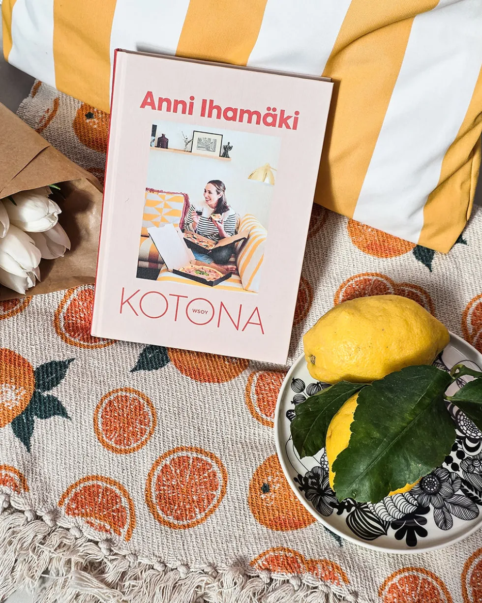 Kotona (signeerattu)