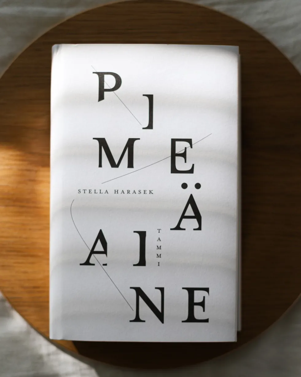 Pimeä aine